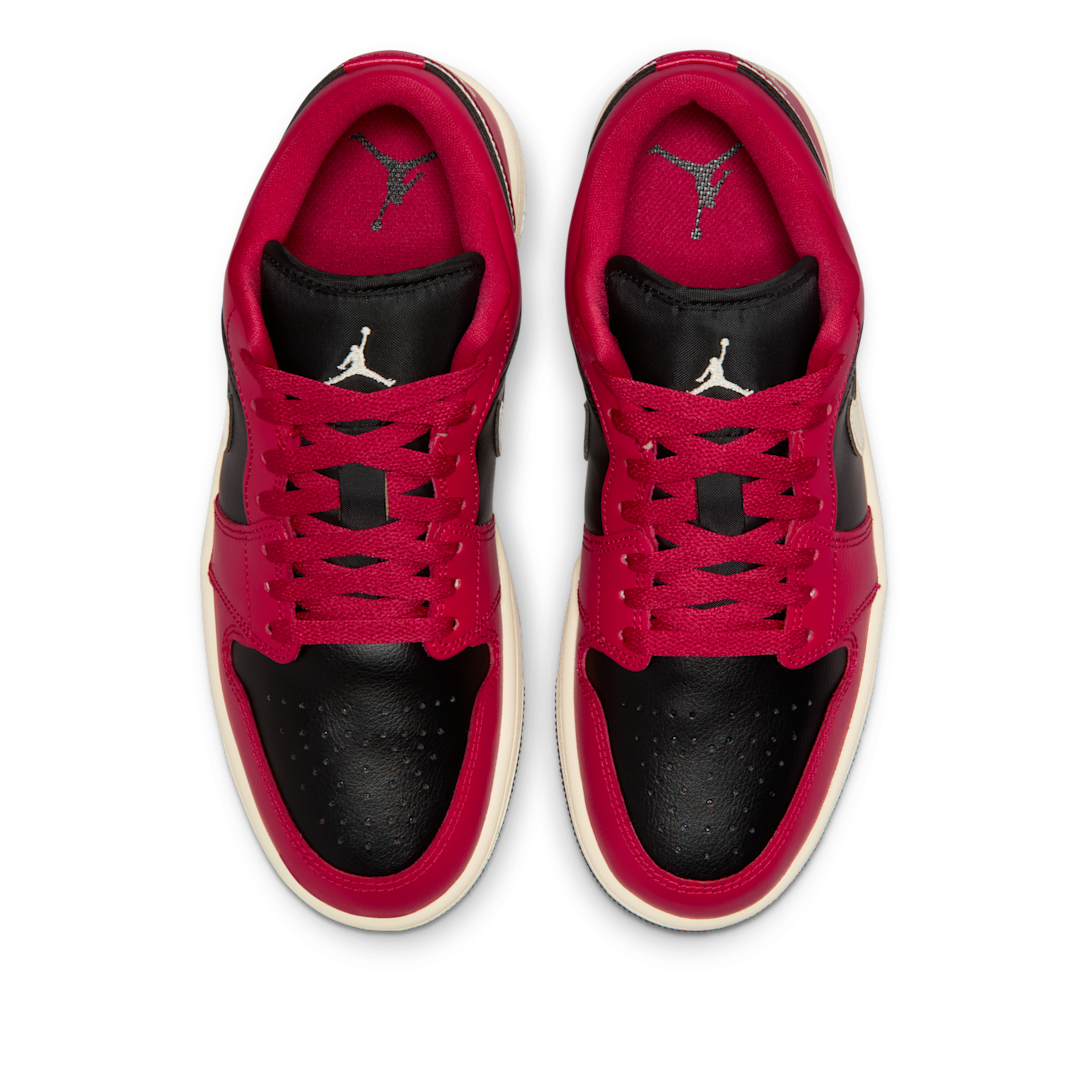 Overkicks - Air Jordan 1 Low Mystic Hibiscus Black (DC0774-605) - par completo