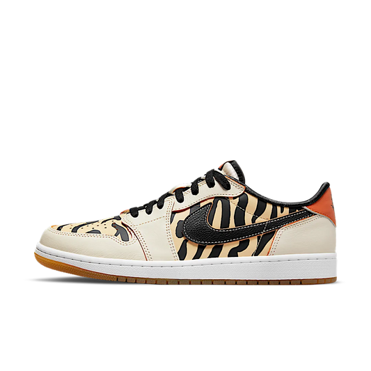 Overkicks - Air Jordan 1 Low OG Year of the Tiger (DH6932-100) - vista lateral