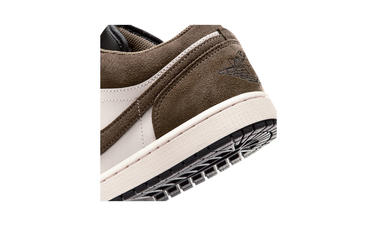 Overkicks - Air Jordan 1 Low Palomino (553558-200) - detalle