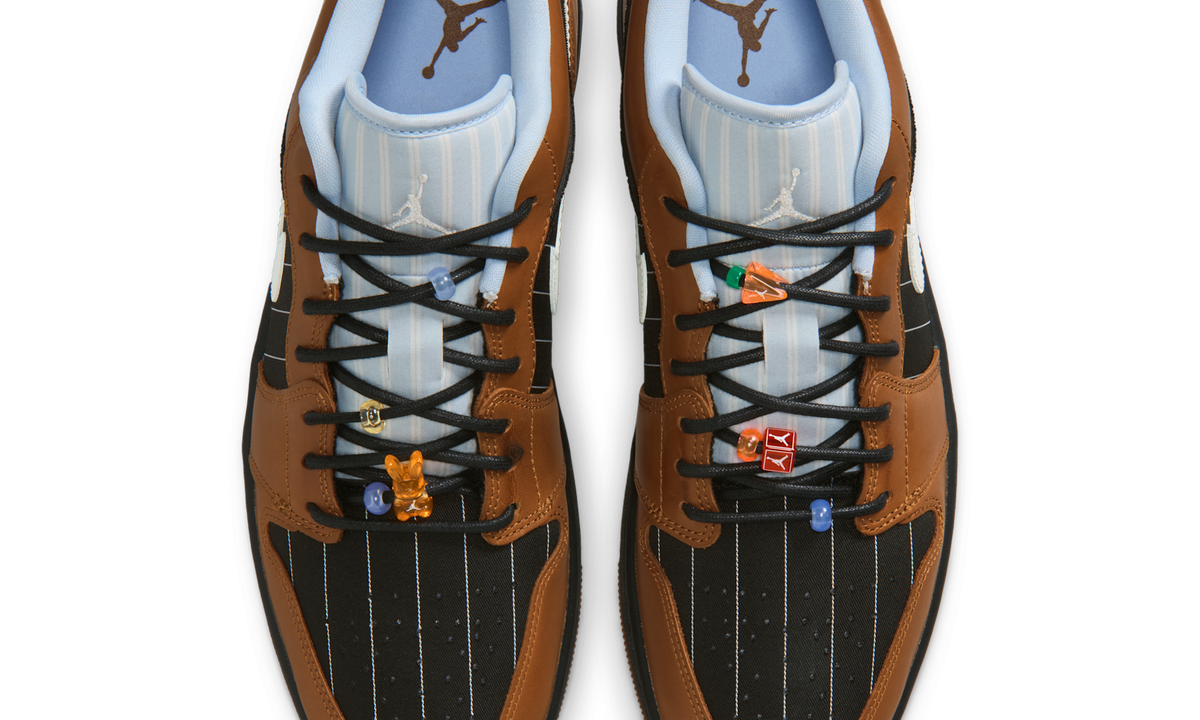 Overkicks - Air Jordan 1 Low SE Black Sail Light British Tan (IR7560-010) - vista superior