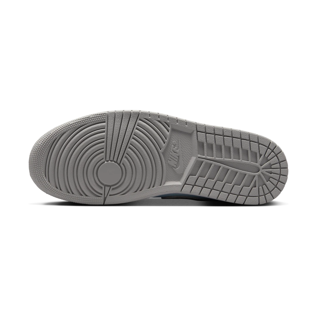 Overkicks - Air Jordan 1 Low SE Blue Tint Elephant Print (IB7692-400) - detalle suela