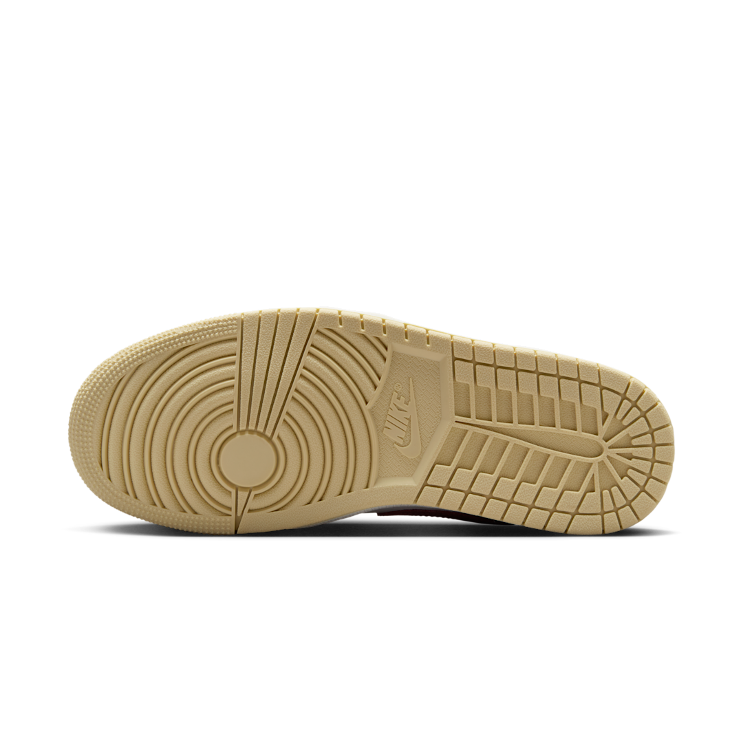 Overkicks - Air Jordan 1 Low SE Desert Khaki Red Sepia (HV6530-100) - detalle suela