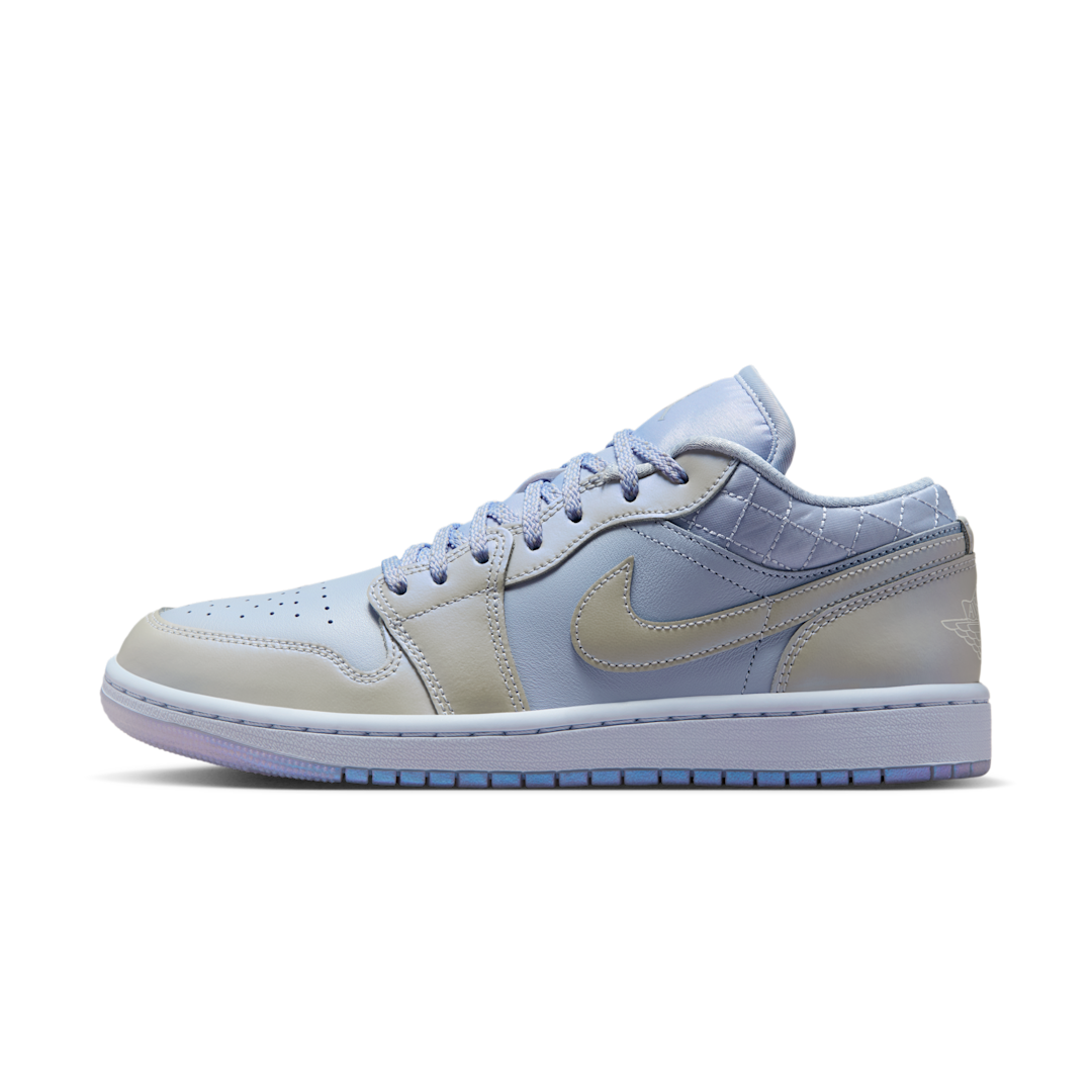 Overkicks - Air Jordan 1 Low SE Ghost Pearlized Quilt (IM5129-010) - vista lateral