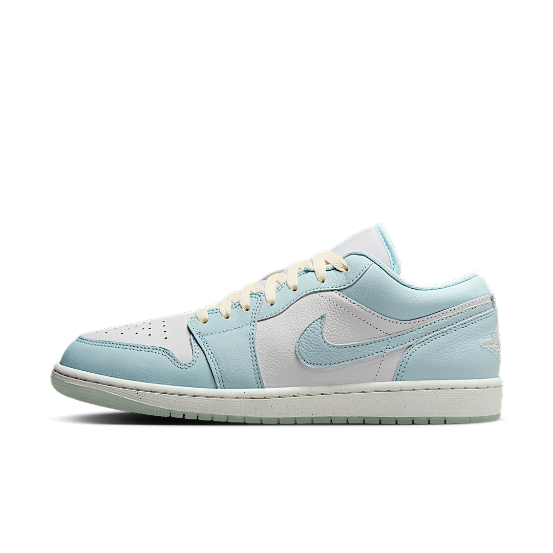 Overkicks - Air Jordan 1 Low SE Glacier Blue Summit White (HJ5999-400) - vista lateral