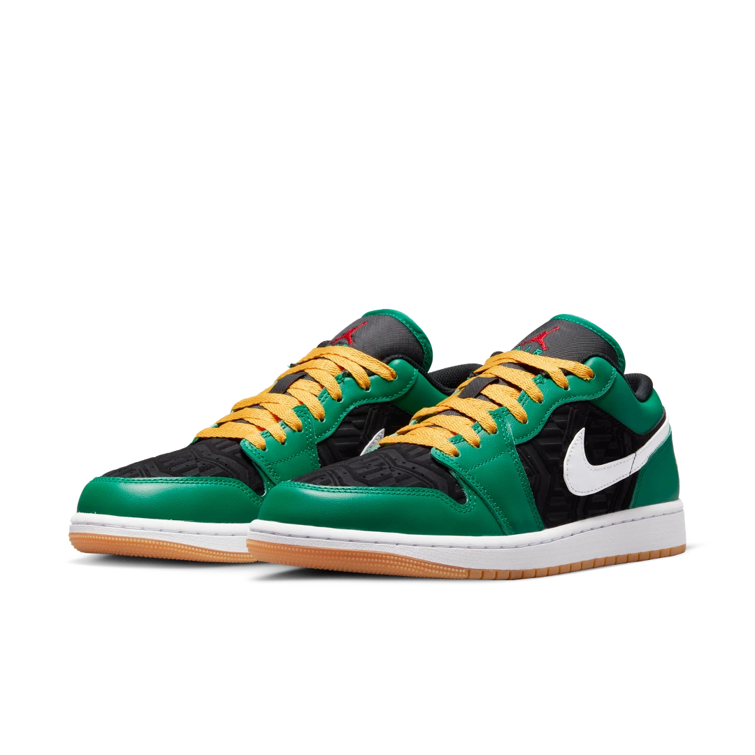 Overkicks - Air Jordan 1 Low SE Holiday Special (2022) (DQ8422-300) - vista trasera