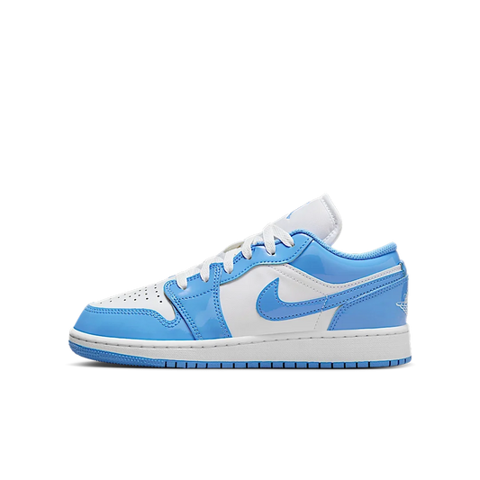 Overkicks - Air Jordan 1 Low SE Legend Blue Patent (GS) (FZ3929-114) - vista lateral