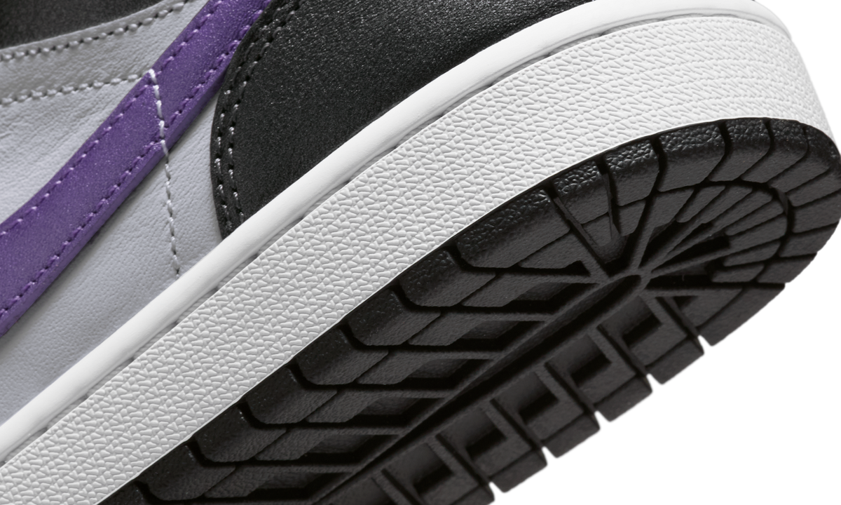 Overkicks - Air Jordan 1 Low SE Metallic Grape Ice (Womens) (HJ5910-105) - detalle