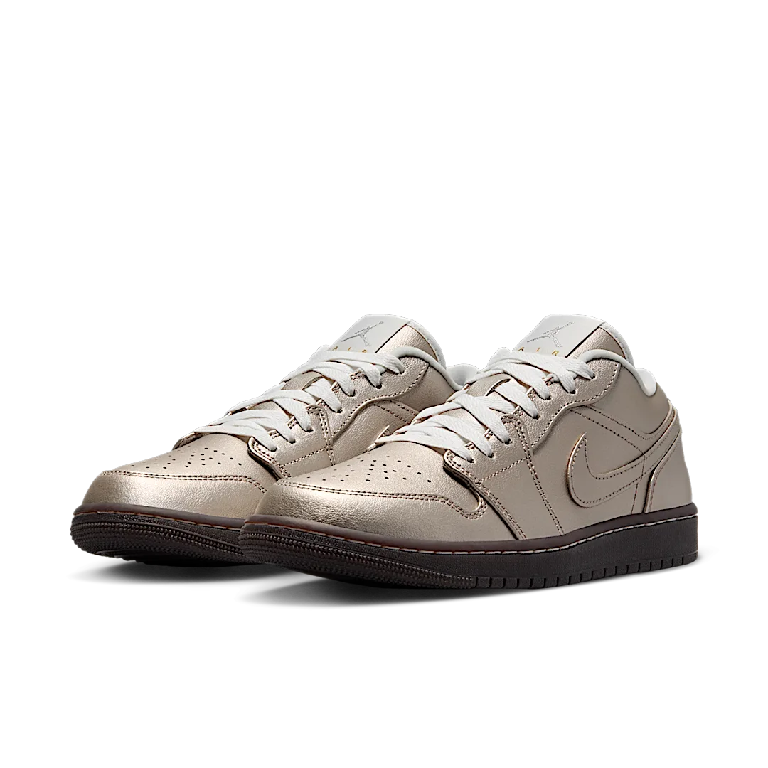 Overkicks - Air Jordan 1 Low SE Metallic Zinc (HQ3529-099) - vista trasera