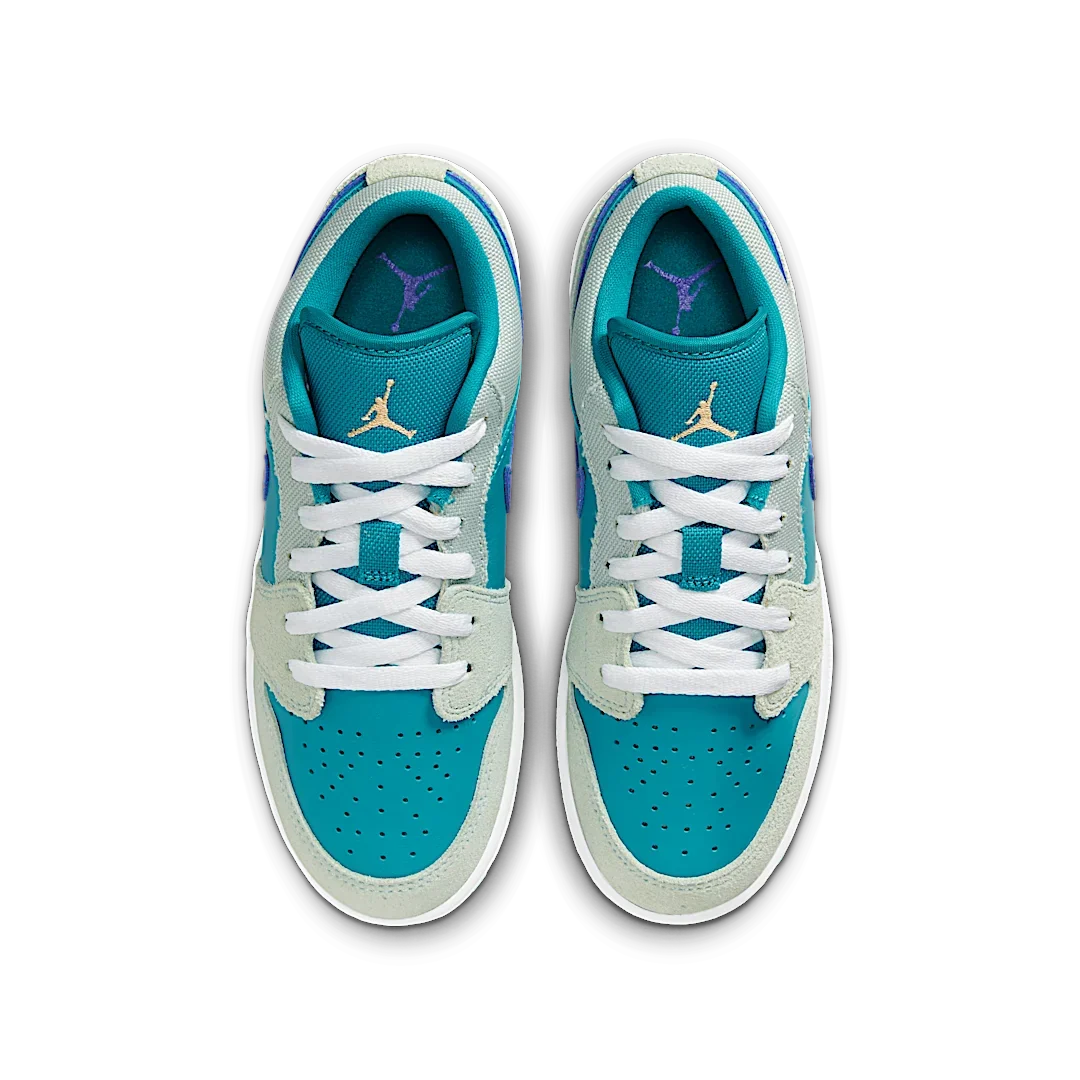 Overkicks - Air Jordan 1 Low SE Pistachio Frost Aquatone Psychic Purple Celestial Gold (GS) (DX4374-300) - imagen 3