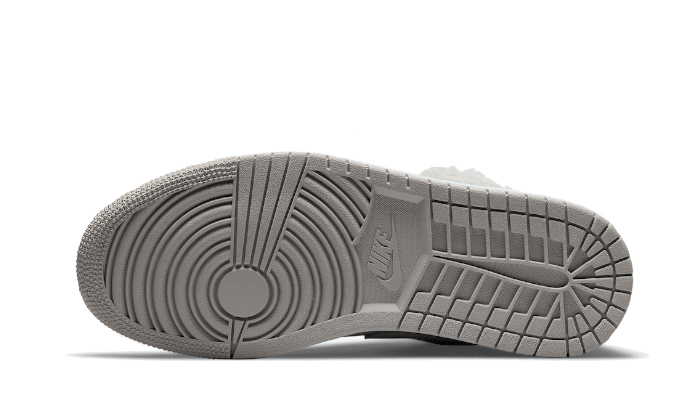Overkicks - Air Jordan 1 Low SE Sherpa Fleece (DO0750-002) - par completo