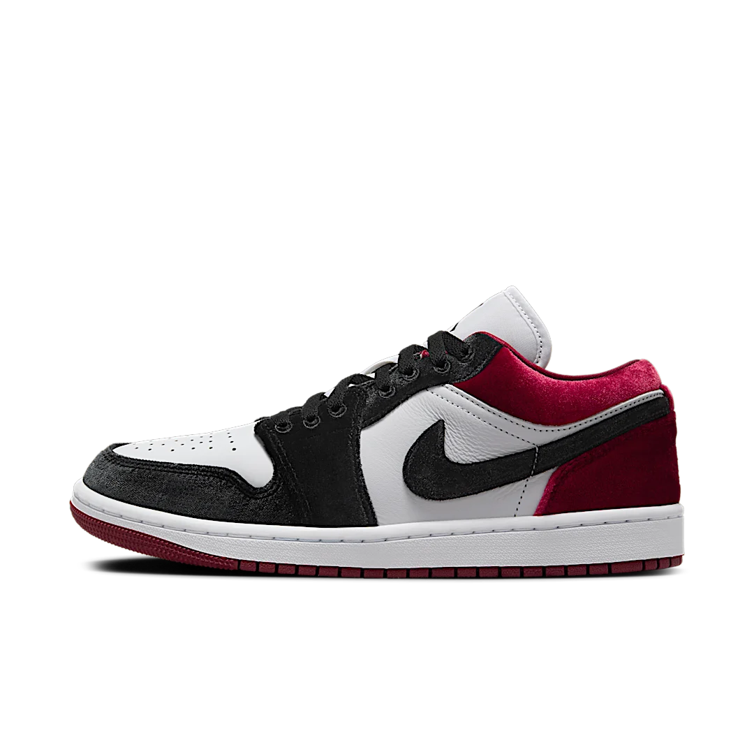 Overkicks - Air Jordan 1 Low SE Velvet Black Toe (FZ3242-001) - vista lateral
