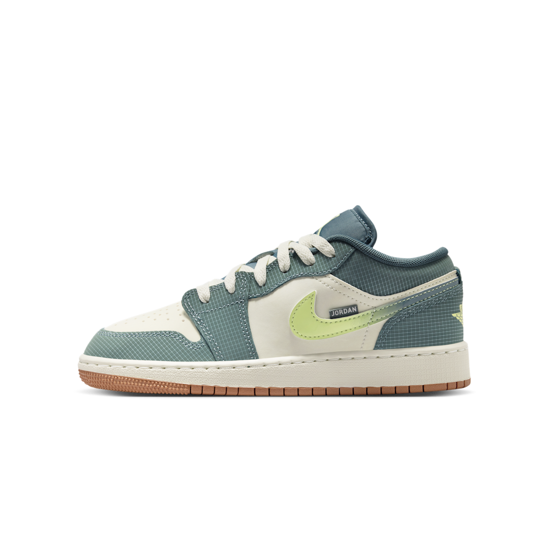 Overkicks - Air Jordan 1 Low SE We Outside (GS) (IB7112-001) - vista lateral