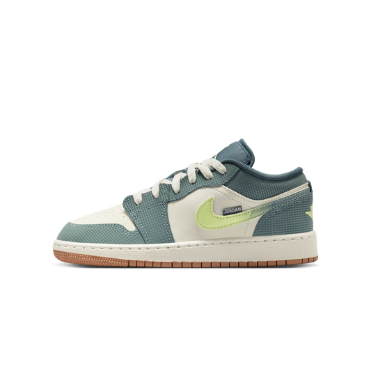 Overkicks - Air Jordan 1 Low SE We Outside (GS) (IB7112-001) - vista lateral