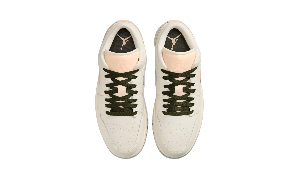 Overkicks - Air Jordan 1 Low Sail Crimson Tint Khaki (DC0774-111) - vista superior