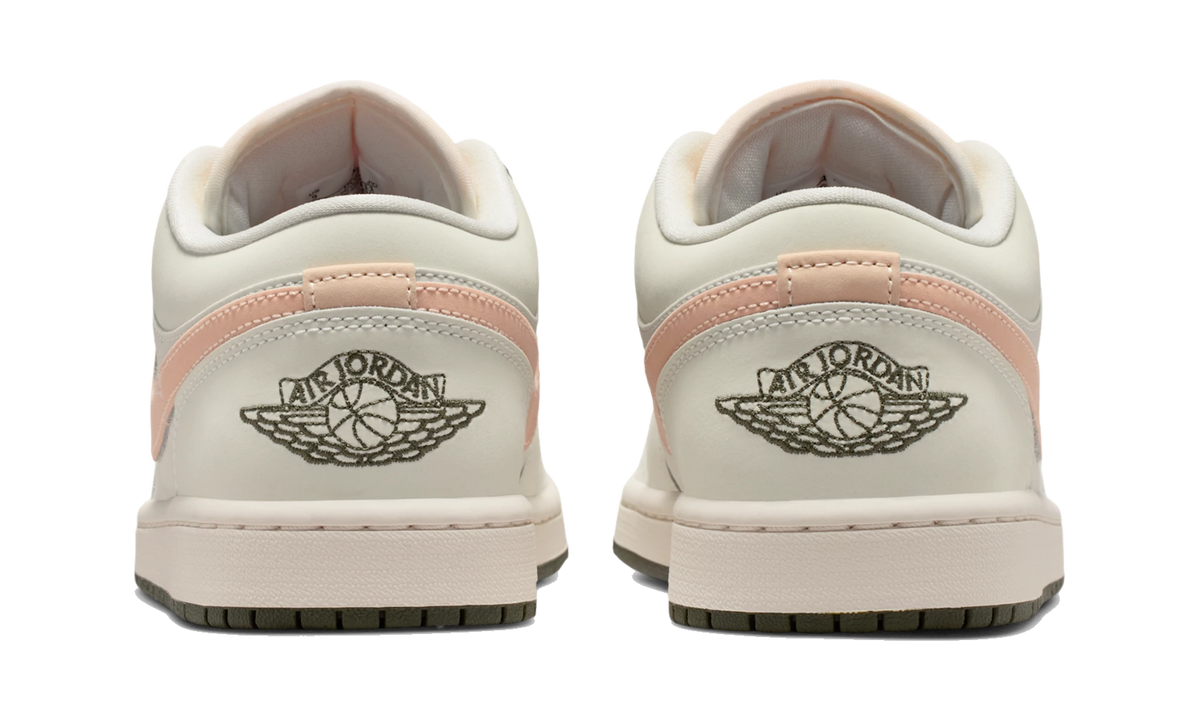Overkicks - Air Jordan 1 Low Sail Crimson Tint Khaki (DC0774-111) - detalle talón