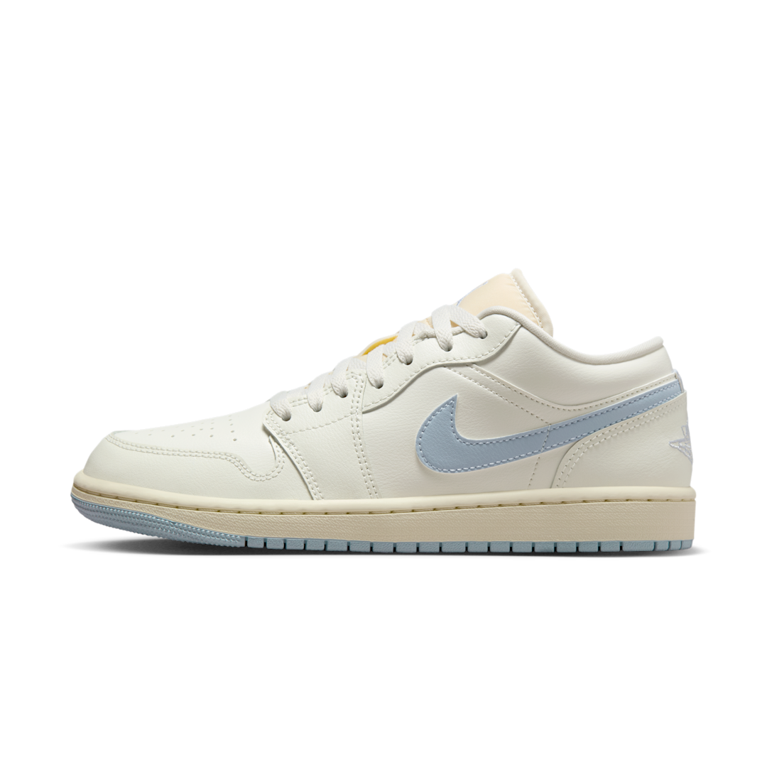 Overkicks - Air Jordan 1 Low Sail Ghost (DC0774-106) - vista lateral