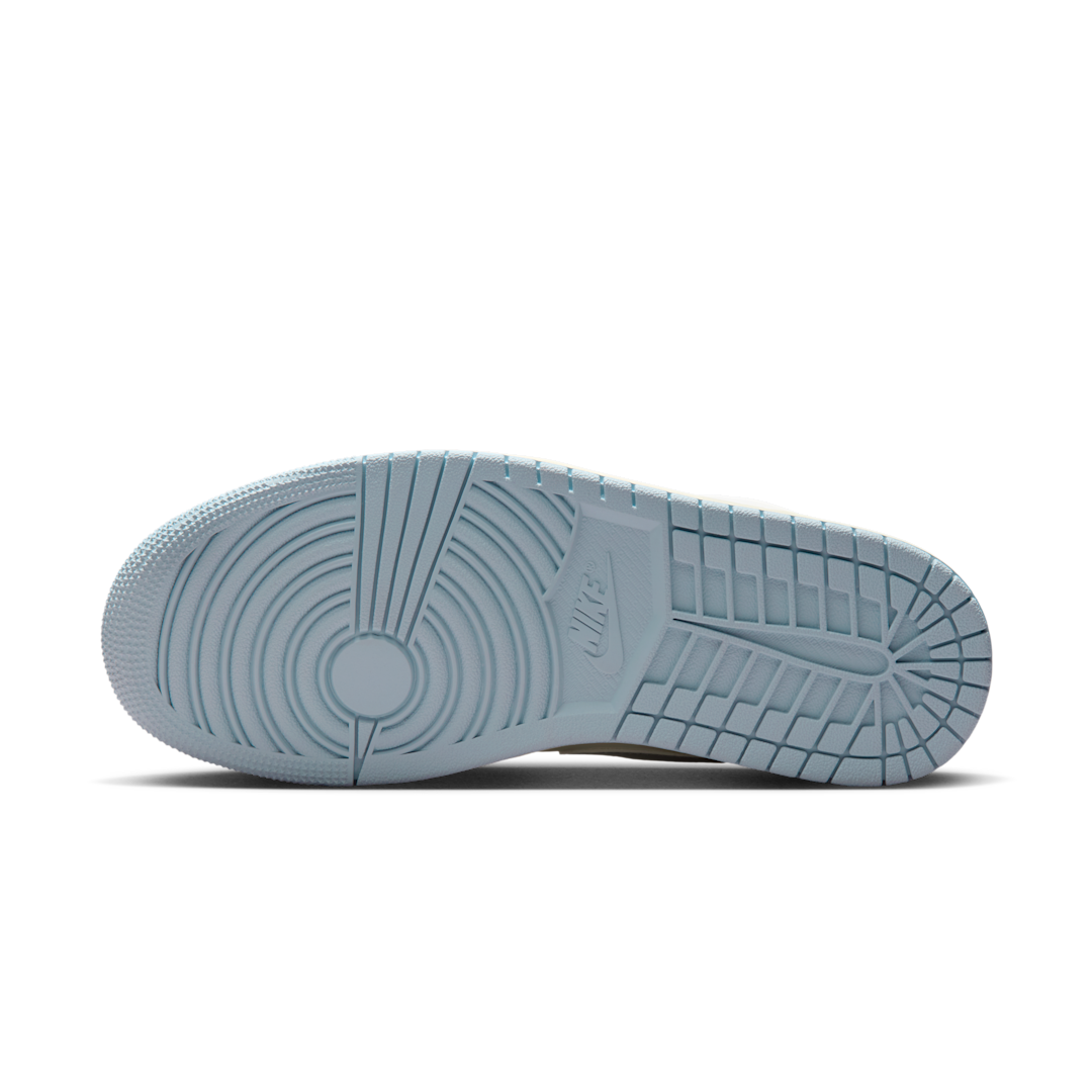 Overkicks - Air Jordan 1 Low Sail Ghost (DC0774-106) - detalle suela