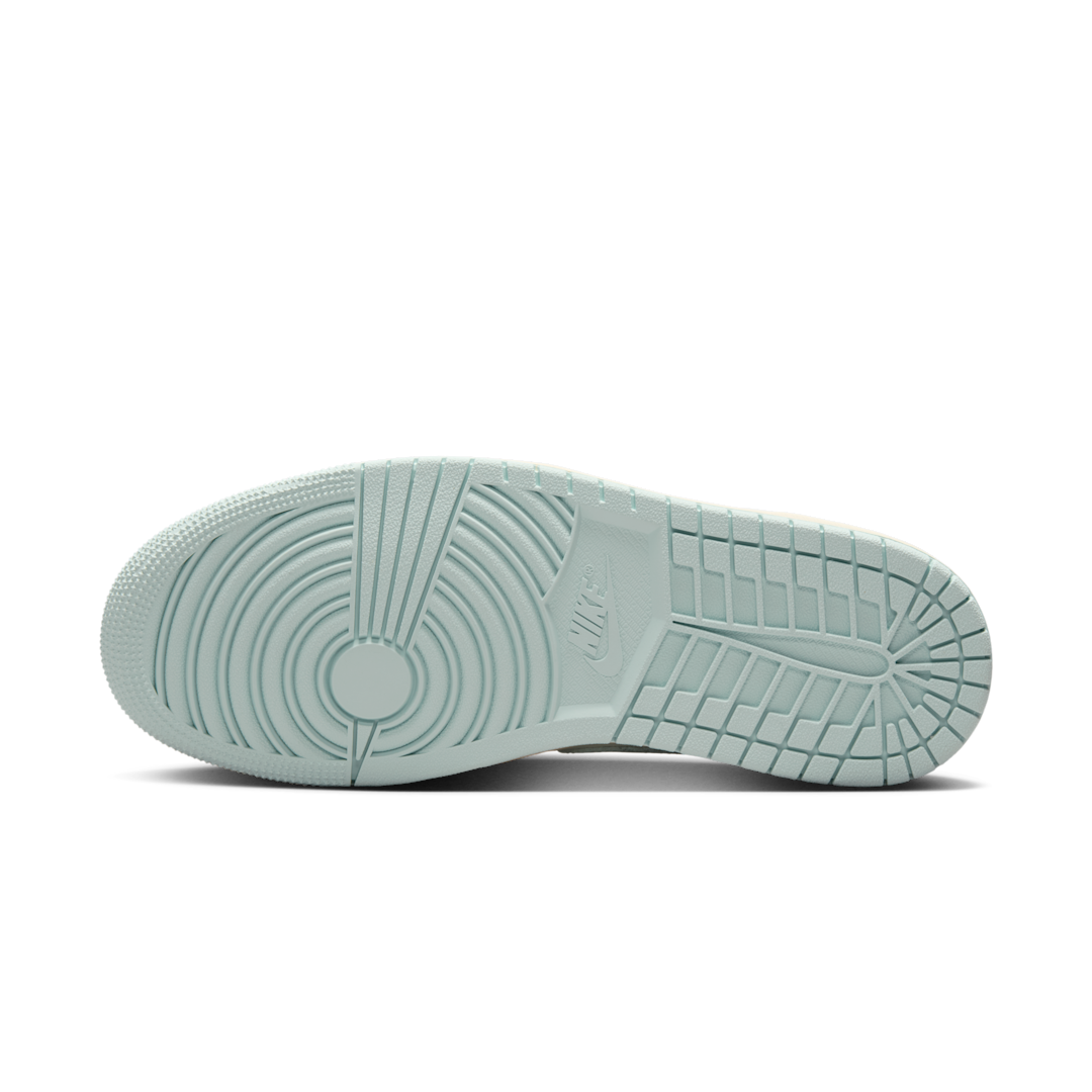 Overkicks - Air Jordan 1 Low Sail Igloo (DC0774-134) - detalle suela