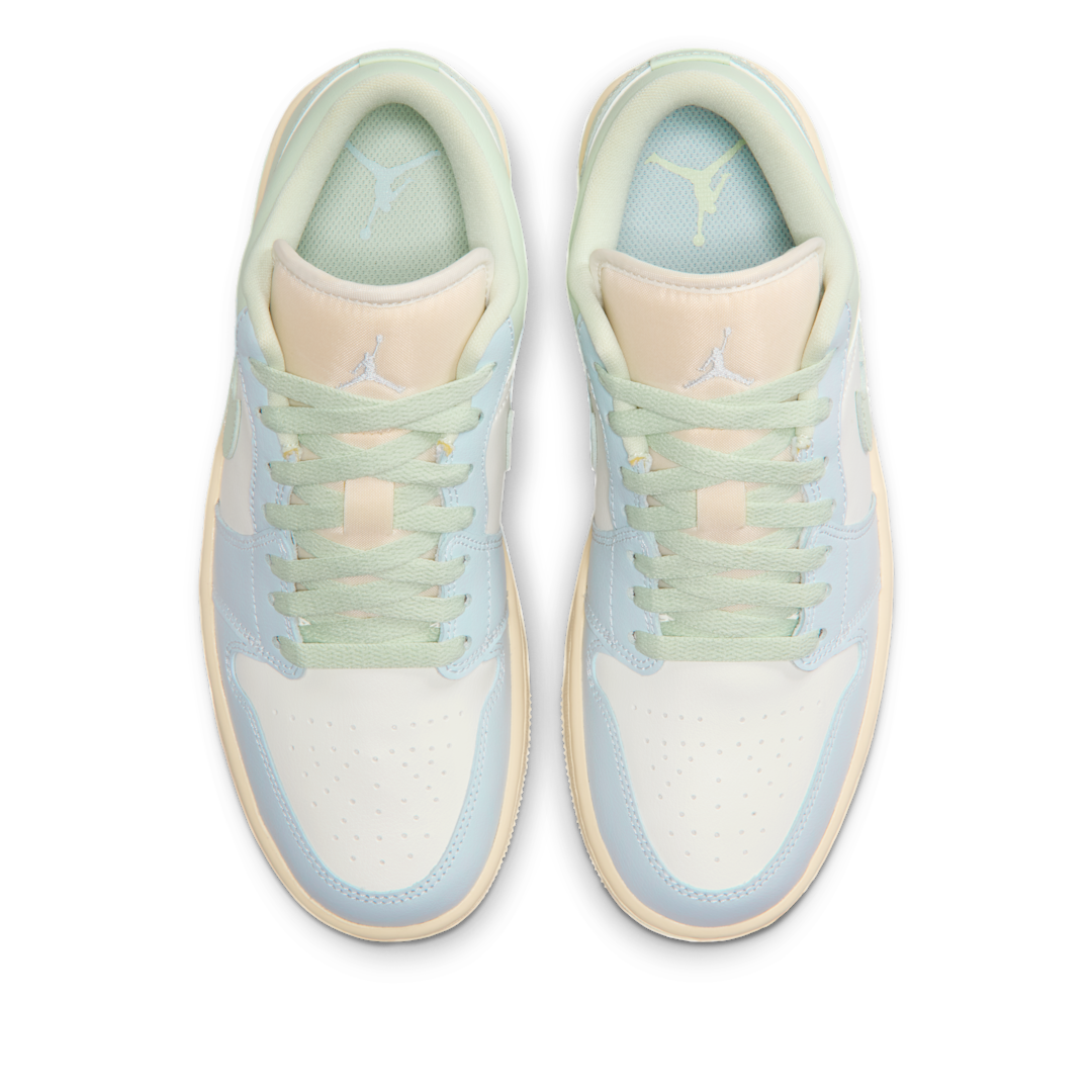 Overkicks - Air Jordan 1 Low Sail Jade Aura (DC0774-108) - par completo