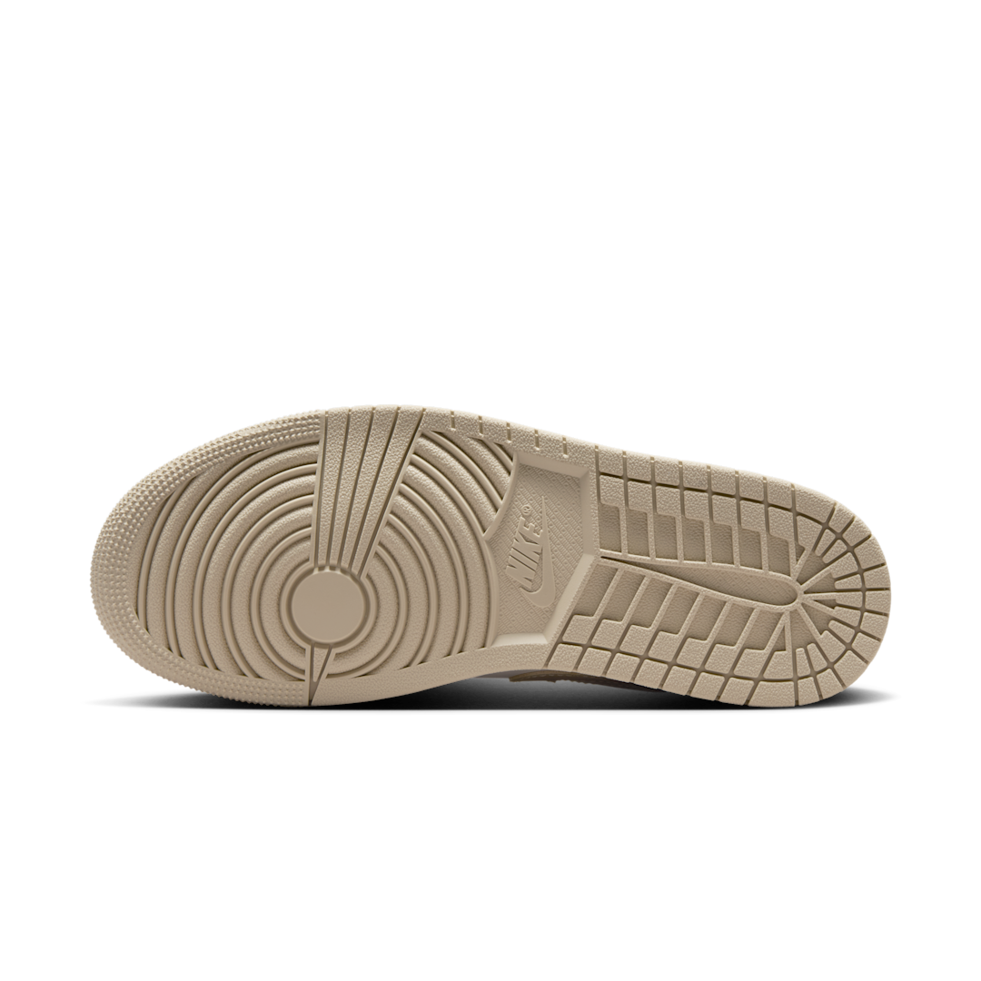Overkicks - Air Jordan 1 Low Sail Rattan (DC0774-112) - detalle suela