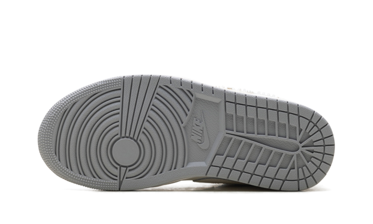Overkicks - Air Jordan 1 Low Sail Soft Pearl (IH7323-100) - vista superior