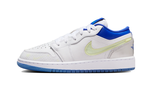 Overkicks - Air Jordan 1 Low The Sky Is Not The Limit (GS) (HJ9955-100) - vista lateral