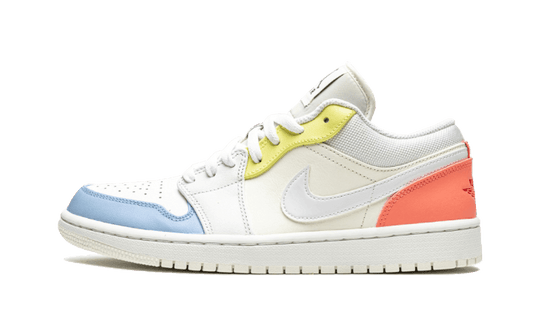 Overkicks - Air Jordan 1 Low To My First Coach (DJ6909-100) - vista lateral