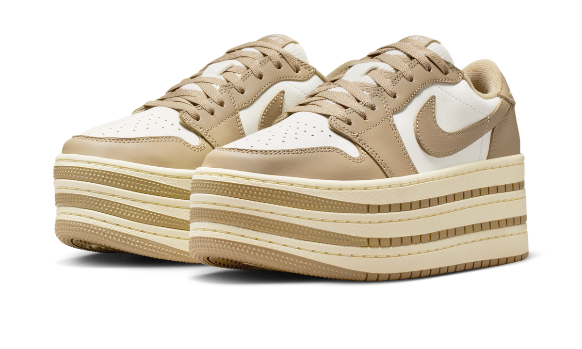 Overkicks - Air Jordan 1 Low Triple Stack Khaki Sail (HV8288-200) - vista trasera