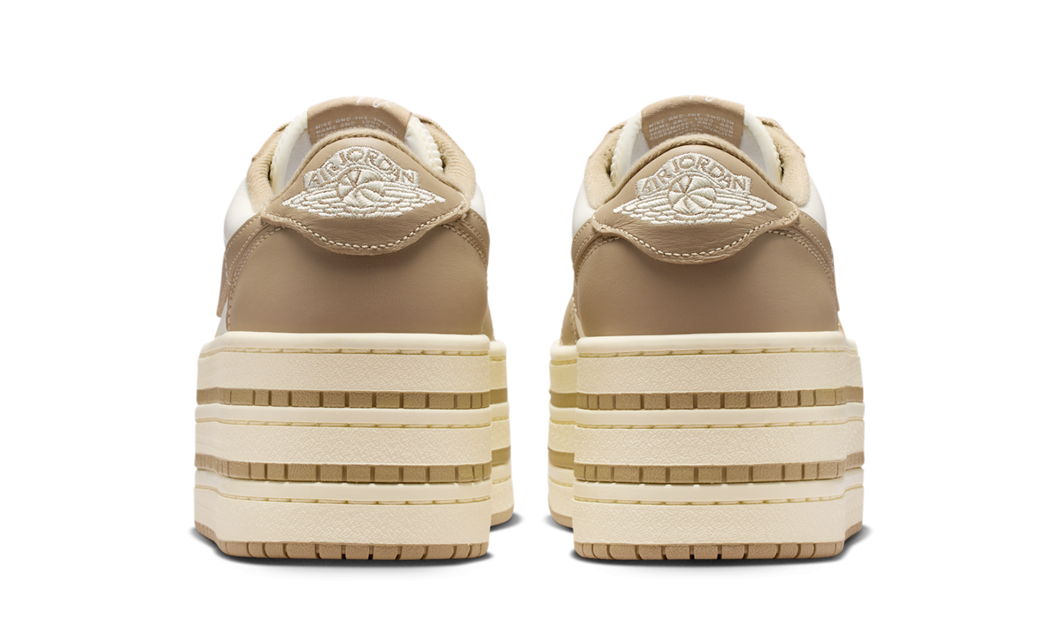 Overkicks - Air Jordan 1 Low Triple Stack Khaki Sail (HV8288-200) - detalle talón