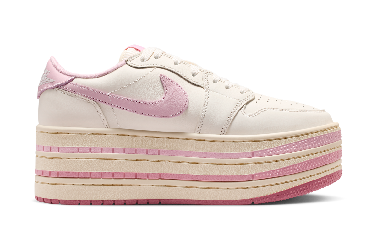 Overkicks - Air Jordan 1 Low Triple Stack Pale Ivory Iced Carmine (HV8288-101) - detalle suela