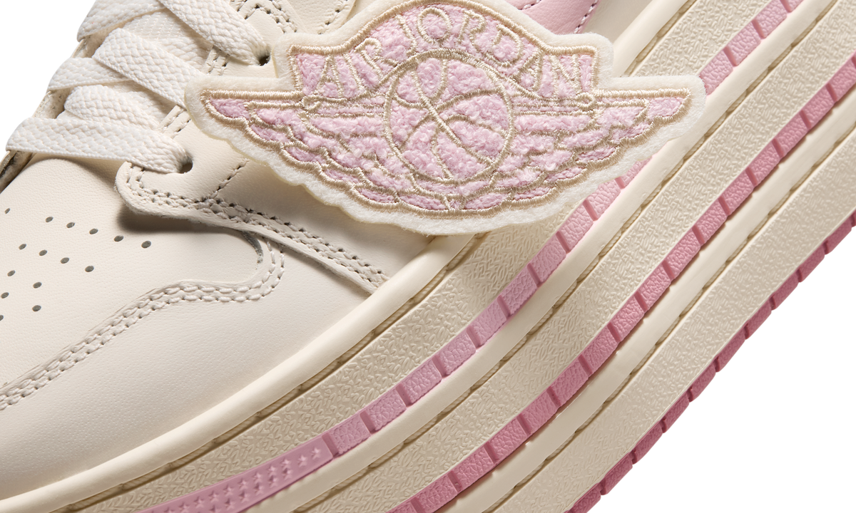 Overkicks - Air Jordan 1 Low Triple Stack Pale Ivory Iced Carmine (HV8288-101) - detalle