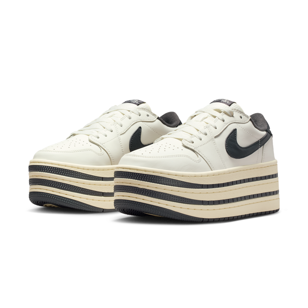 Overkicks - Air Jordan 1 Low Triple Stack Sail Coconut Milk (HV8288-100) - vista trasera