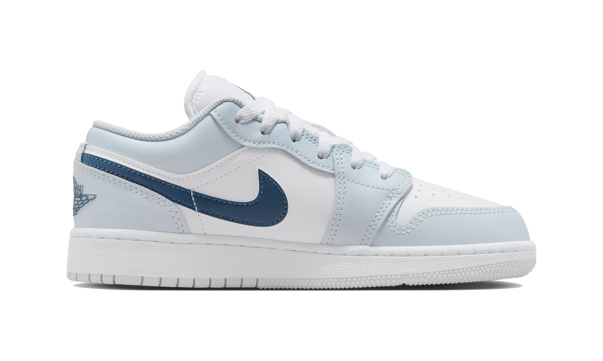 Overkicks - Air Jordan 1 Low White Aura Squadron Blue (553560-104) - detalle suela