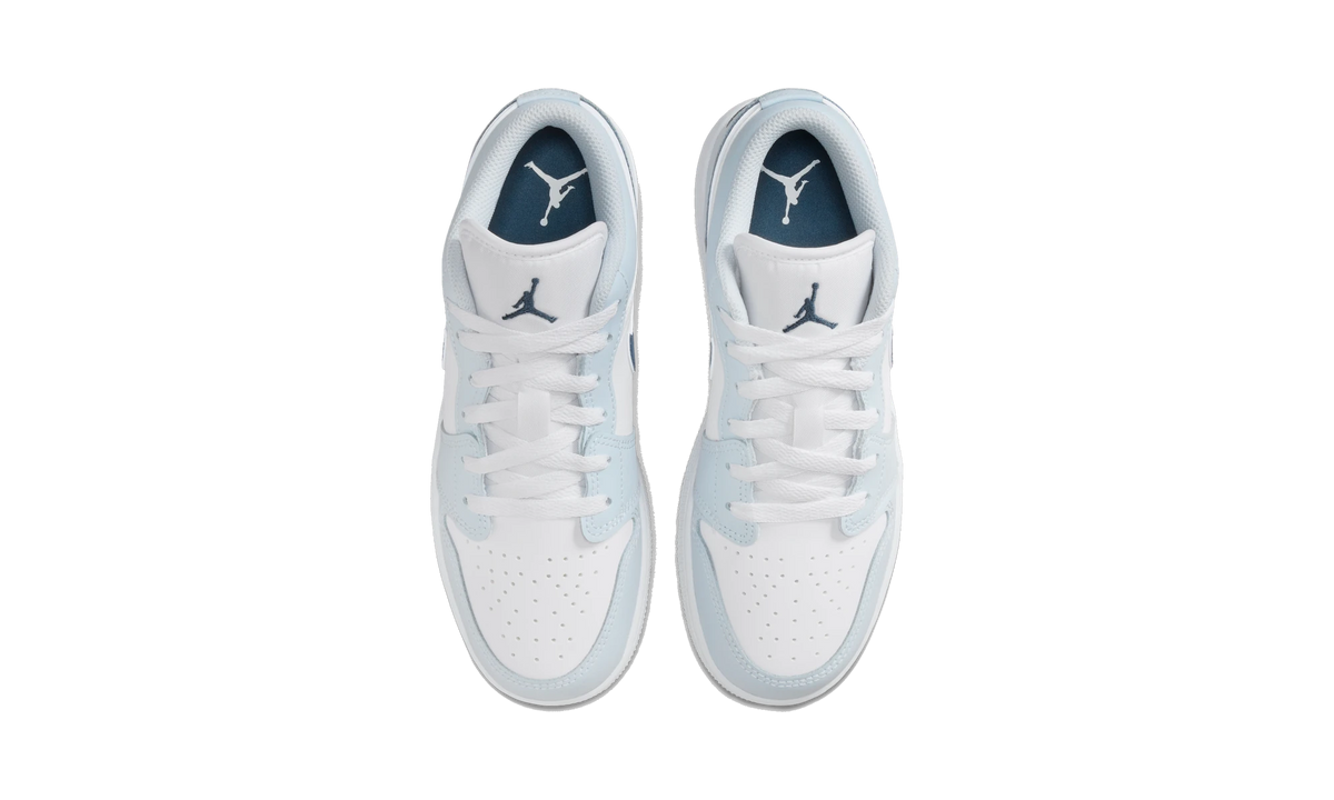 Overkicks - Air Jordan 1 Low White Aura Squadron Blue (553560-104) - vista superior