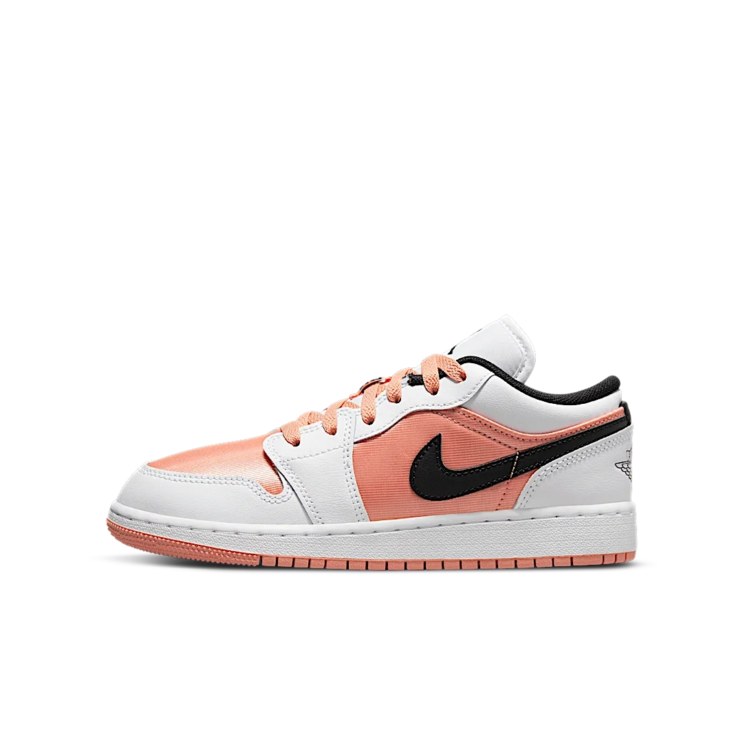 Overkicks - Air Jordan 1 Low White Light Madder Root (GS) (DM8960-801) - vista lateral