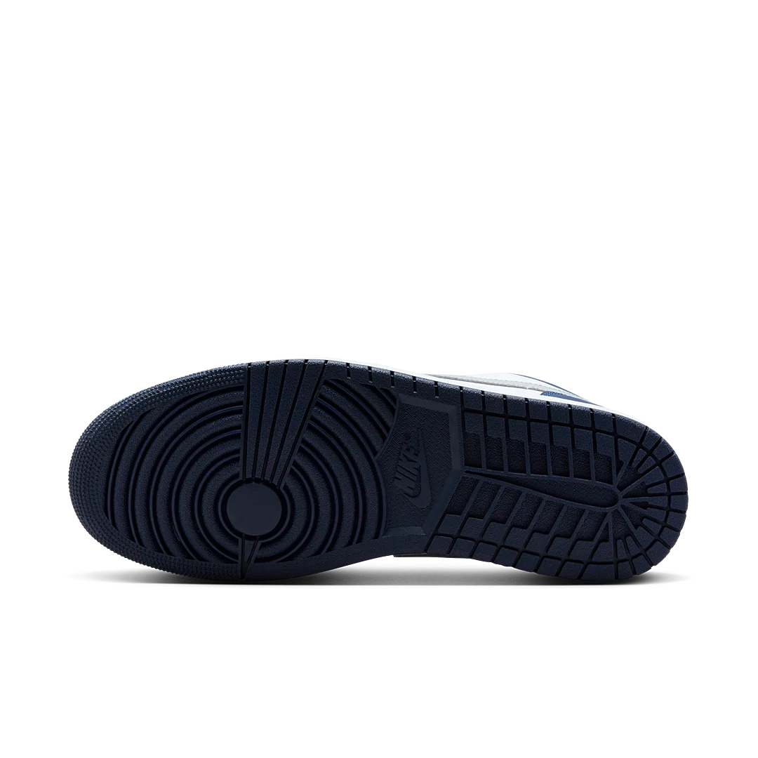 Overkicks - Air Jordan 1 Low Wolf Grey Midnight Navy (553558-141) - detalle suela