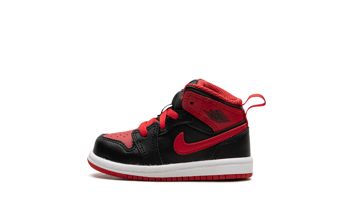 Overkicks - Air Jordan 1 Mid Alternate Bred (2022) (TD) (DQ8425-060) - vista lateral