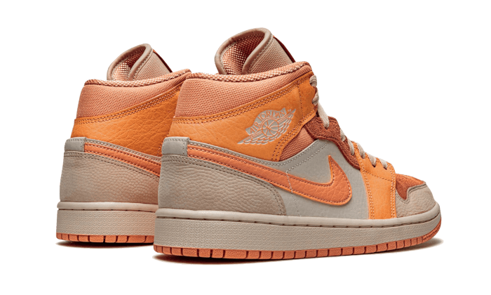 Overkicks - Air Jordan 1 Mid Apricot Orange (DH4270-800) - par completo