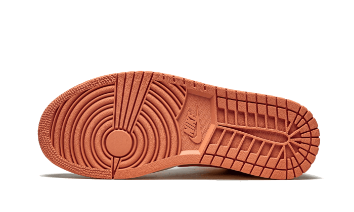 Overkicks - Air Jordan 1 Mid Apricot Orange (DH4270-800) - detalle suela