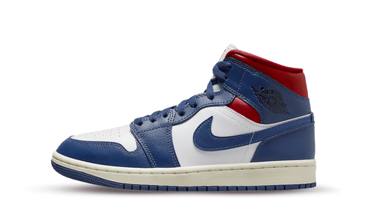 Overkicks - Air Jordan 1 Mid French Blue Gym Red (BQ6472-146) - vista lateral