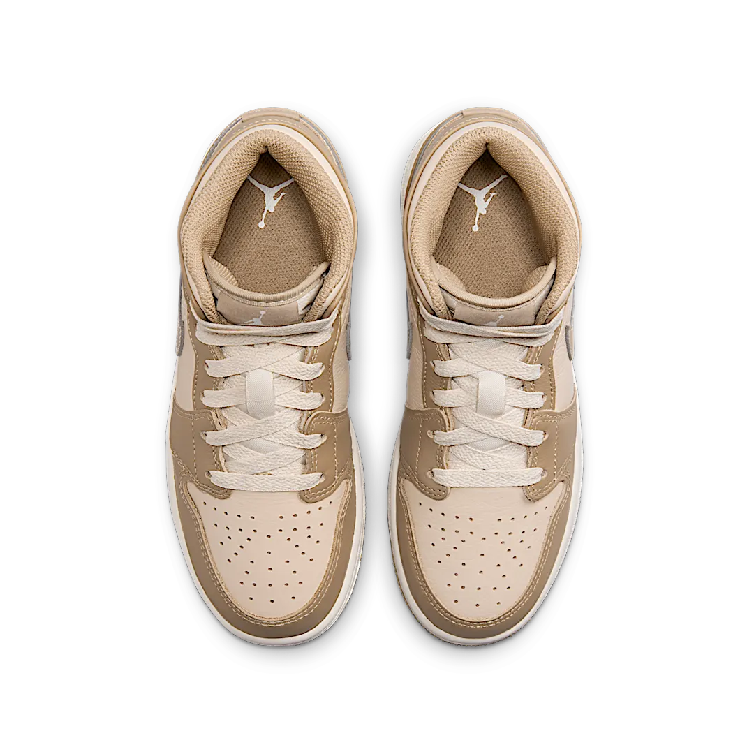 Overkicks - Air Jordan 1 Mid Legend Brown (GS) (HF4781-203) - imagen 3