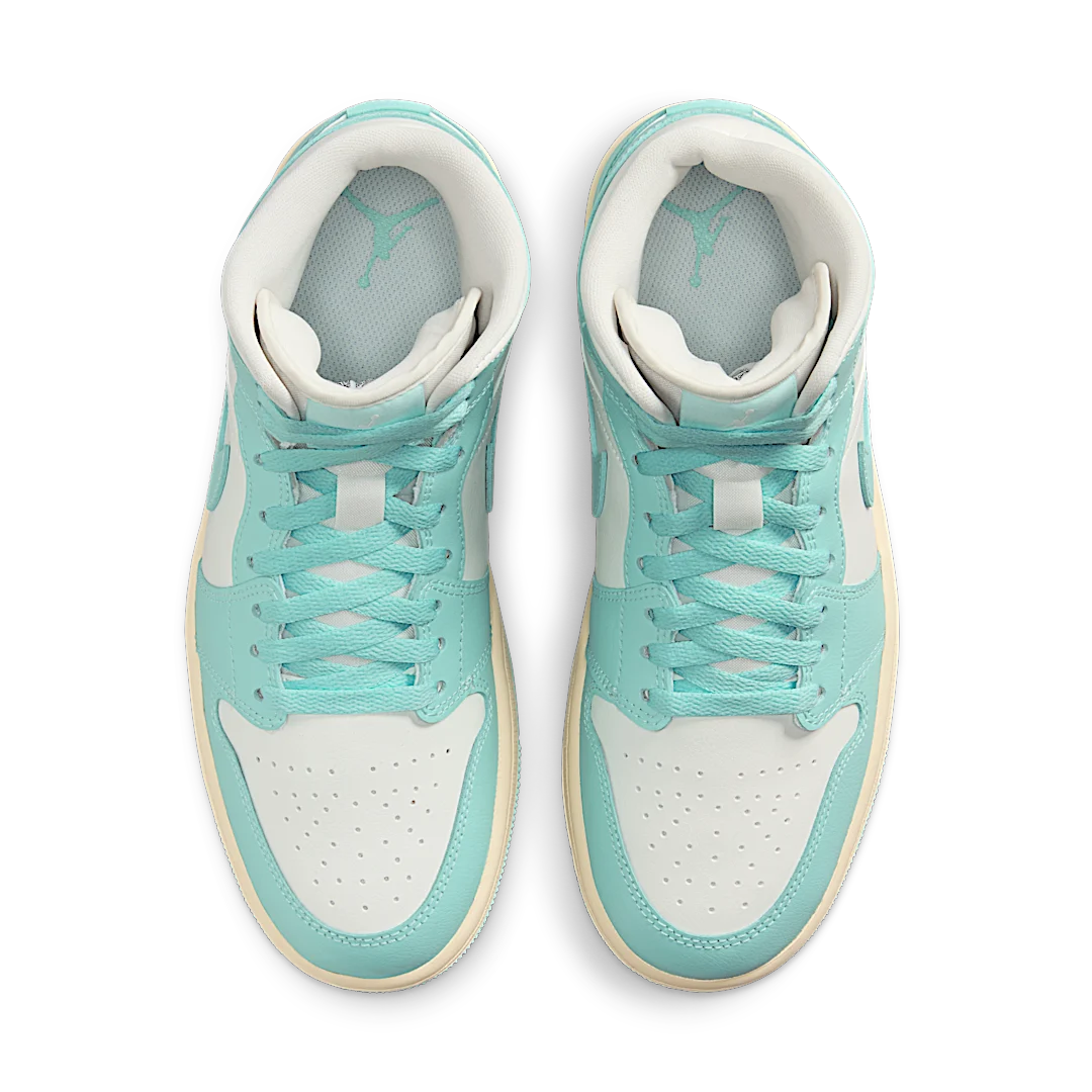 Overkicks - Air Jordan 1 Mid Light Dew (BQ6472-132) - par completo