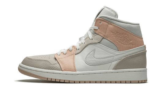 Overkicks - Air Jordan 1 Mid Milan (Attico Special Box and Accessories) (CV3044-100) - vista lateral