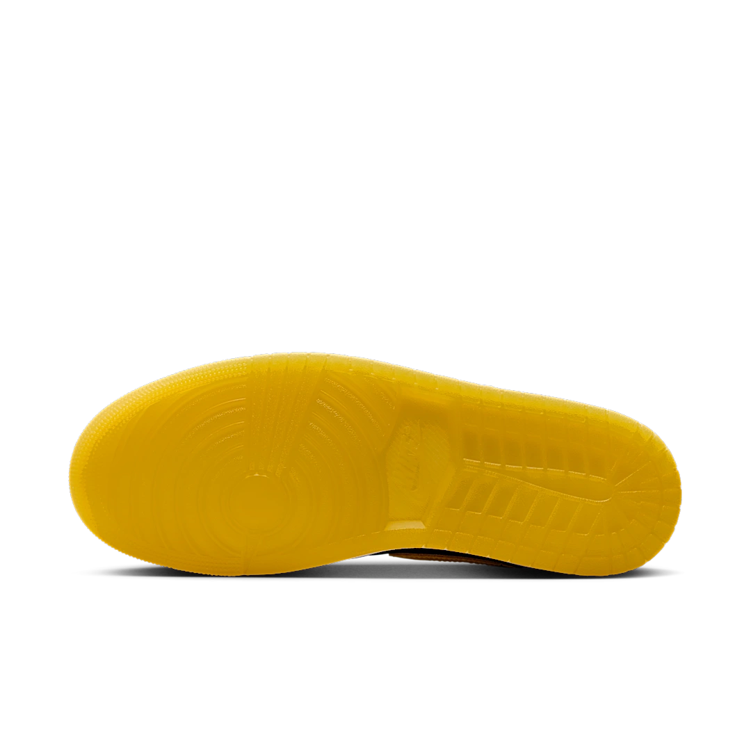 Overkicks - Air Jordan 1 Mid New Love (2025) (HJ6654-071) - detalle suela