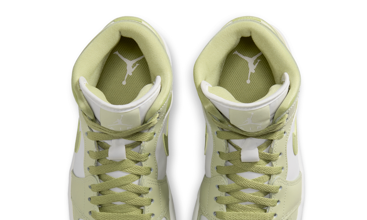 Overkicks - Air Jordan 1 Mid Olive Aura Lawn (BQ6472-302) - vista superior