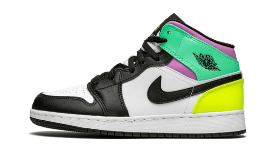 Overkicks - Air Jordan 1 Mid Pastel Black Toe (GS) (554725-175) - vista lateral