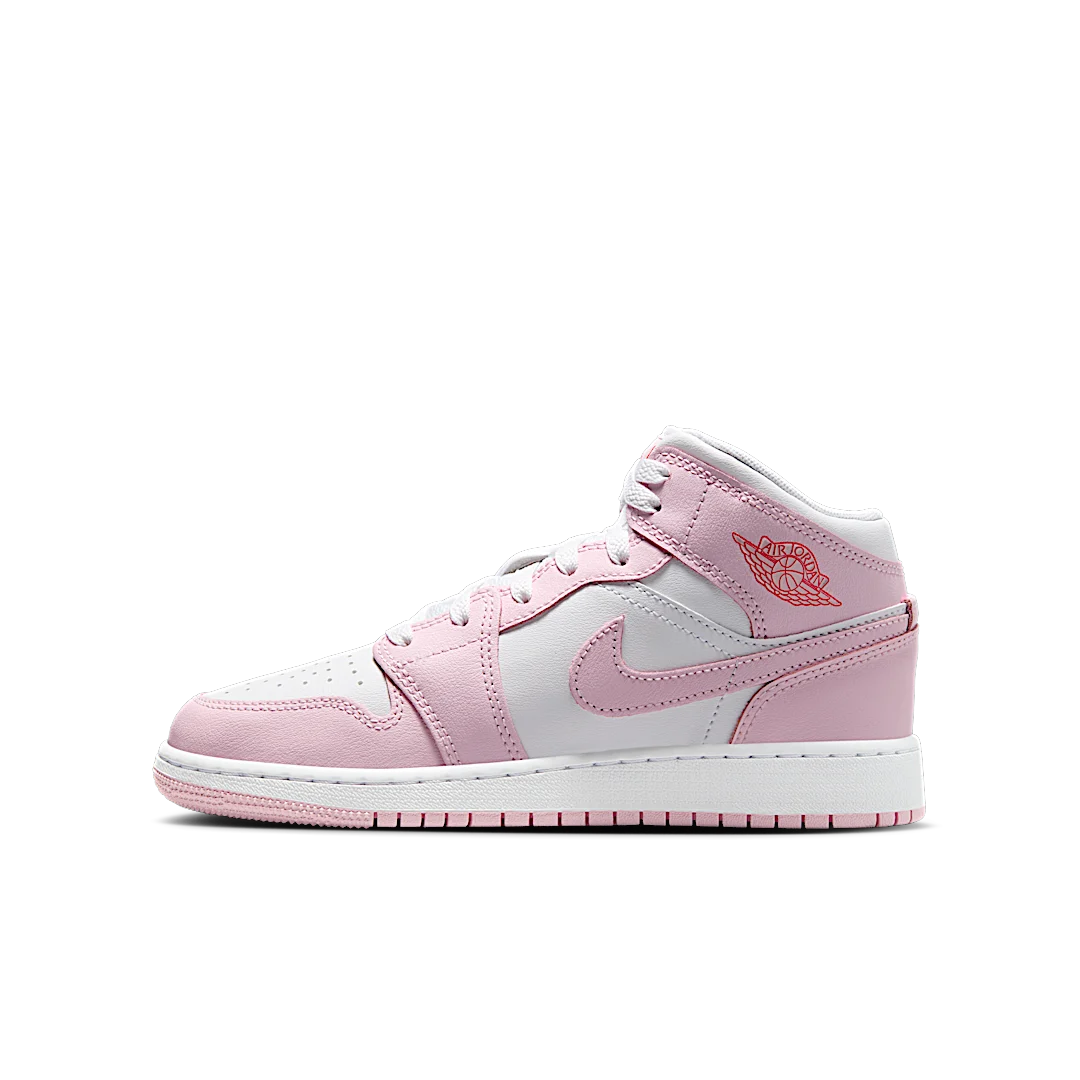 Overkicks - Air Jordan 1 Mid Pink Foam Fire Red (DQ8423-608) - vista lateral