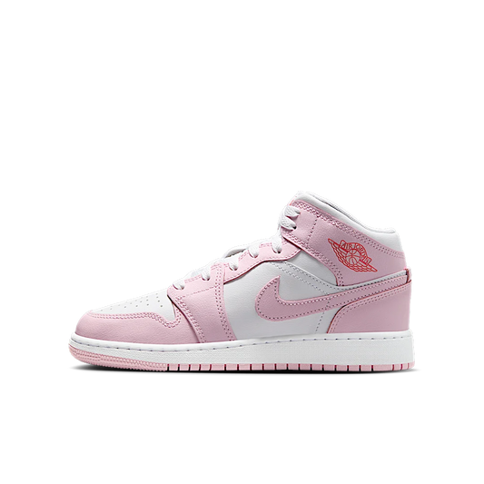 Overkicks - Air Jordan 1 Mid Pink Foam Fire Red (DQ8423-608) - vista lateral