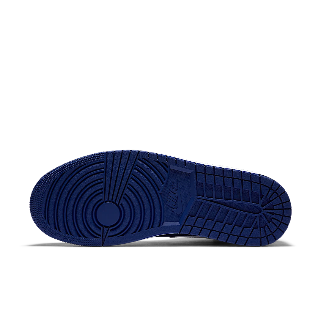 Overkicks - Air Jordan 1 Mid Royal Blue Laser Orange (554724-131) - detalle suela