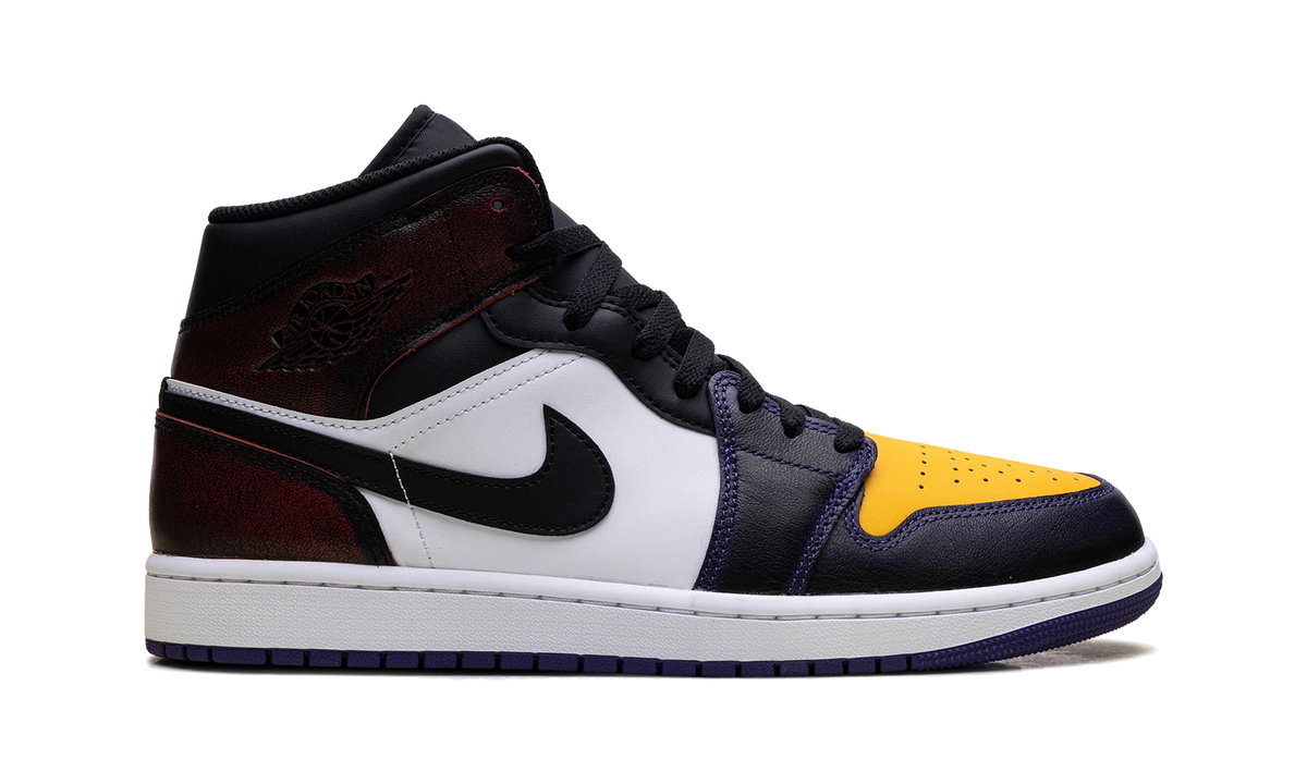 Overkicks - Air Jordan 1 Mid SE LA to Chicago (IQ9383-611) - detalle talón